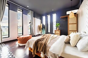 Be Youth Villa