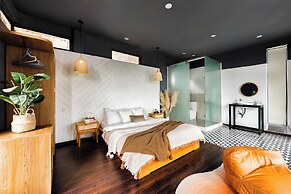 Be Youth Villa