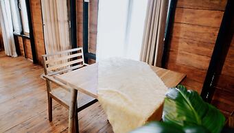 Sikunir Pondok Cabin By Travelink