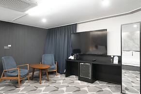 Haydn Hotel