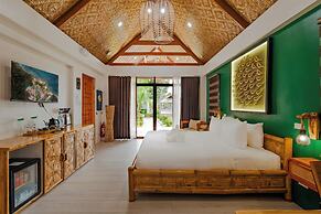Casa Verde Cliff Resort and Spa