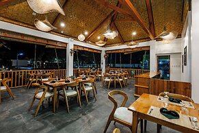 Casa Verde Cliff Resort and Spa