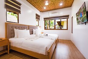 Casa Verde Cliff Resort and Spa