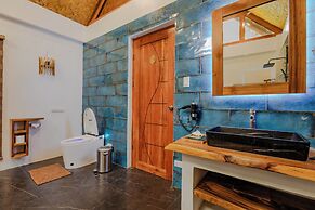 Casa Verde Cliff Resort and Spa
