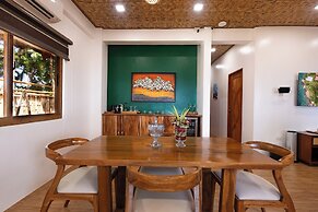 Casa Verde Cliff Resort and Spa