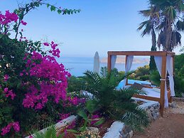 Villa With Pool Sea View Fitness