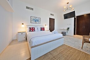 Luxury Short Term Stay 2BHK plus Maids - RANCHES