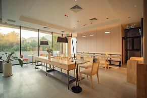 A'Dor Hotel & Spa