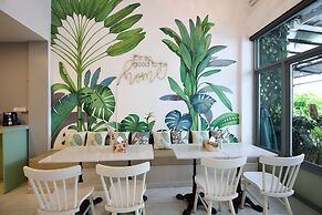 Poshtel Haven