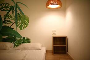 Poshtel Haven
