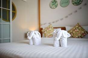 Poshtel Haven