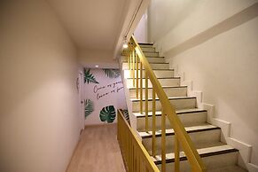 Poshtel Haven