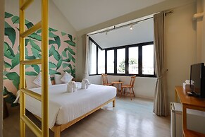 Poshtel Haven