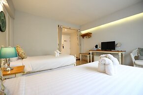 Poshtel Haven