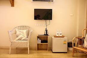 Poshtel Haven