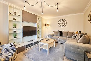 Host Stay Eskdale Escape