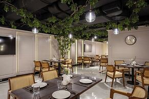 Consti Hotel Tashkent