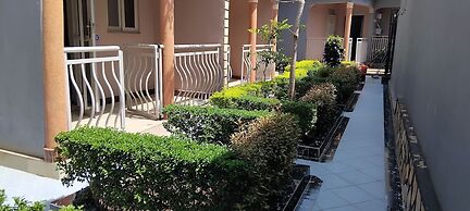 Meltonia Luxury Inn