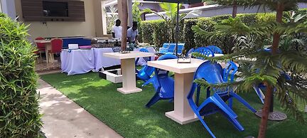Meltonia Luxury Inn