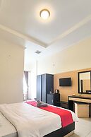 Esther Hotel