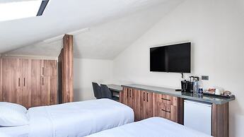 Faraza Rooms
