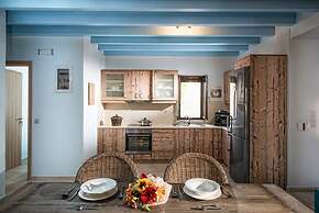 Phaistos Villas - Villa Erato Poolside Luxury Gem