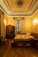 Athena Pegasus Suites - Medousia Spa Luxury Escape