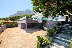 Ocean View Camps Bay 5bed Villa w Pool Valtameri