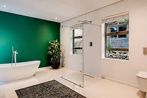 Ocean View Camps Bay 5bed Villa w Pool Valtameri