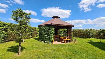 Single-story Holiday Homes With Terraces