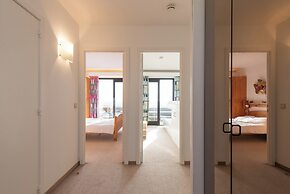 Apartment in Middelkerke With Sea View