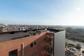 Apartment in Middelkerke With Sea View