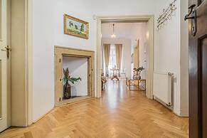 2 Bed Flat - Sleeps 6 - Pets - Wifi