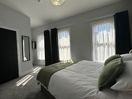 The Abbots Hotel