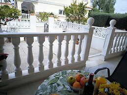 Quesada Holiday Bungalow