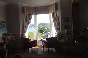 Bryn-Y-Mor Hotel