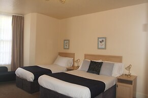 Bryn-Y-Mor Hotel