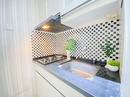 Spacious 2Br At Apartment Parahyangan Residence