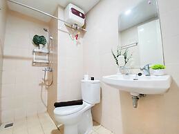 Spacious 2Br At Apartment Parahyangan Residence