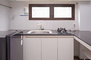 Comfy And Minimalist 2Br At Asatti Apartment