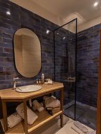 Yin Hotel & Spa