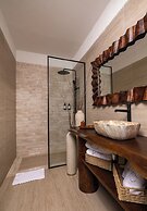 Yin Hotel & Spa
