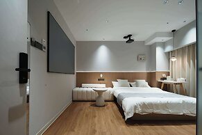 Colorstory Hotel