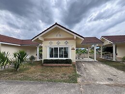 Aivarata Resort