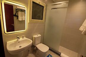 Three Pyramids Boutique Hotel