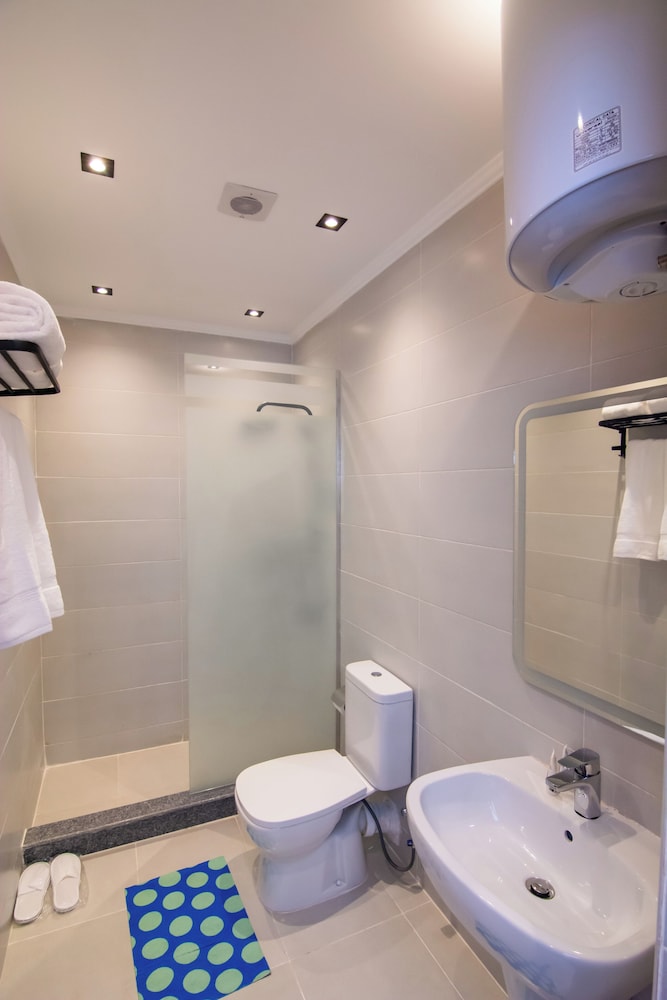Three Pyramids Boutique Hotel