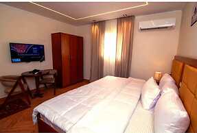 Three Pyramids Boutique Hotel