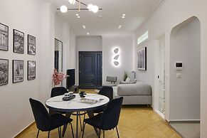 The Athenian Chic & Elegant Apartments in Kolonaki