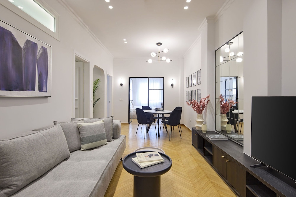 The Athenian Chic & Elegant Apartments in Kolonaki
