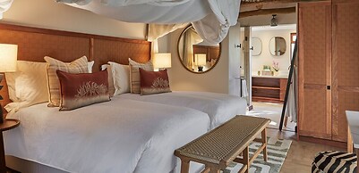 Taj Bush Lodge